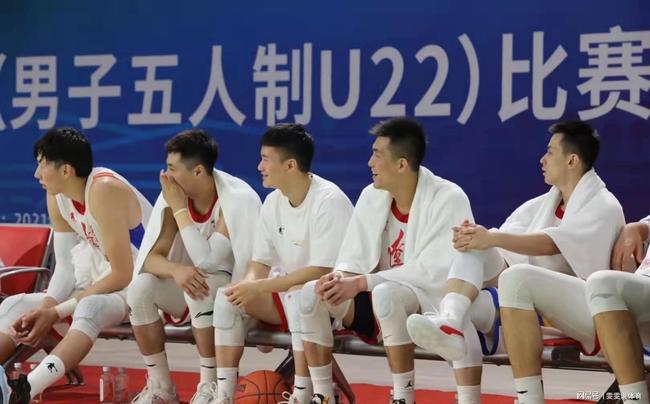 全运会辽宁vs广东视频直播,今晚这场球,比过年还热闹 全运会辽宁vs广东视频直播,今晚这场球,比过年还热闹